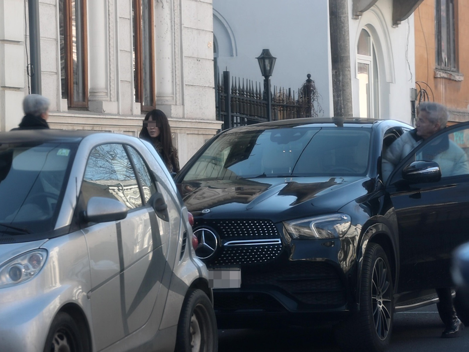 Bruneta, posibila cucerire a lui Dan Bittman (SURSA FOTO: CANCAN.RO)