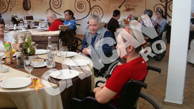 Piedone vine in sprijinul persoanelor cu dizabilitati locomotorii din sectorul 4
