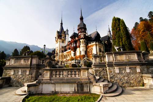 Muzeul Peleș din Sinaia se redeschide pe 2 iunie. Cum se vor face tururile: „Vom avea grijă ca…”