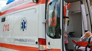 Au vrut sa faca un SELFIE, dar au fost la un pas de o TRAGEDIE! Patru tinere ranite grav! S-a intamplat in Romania!