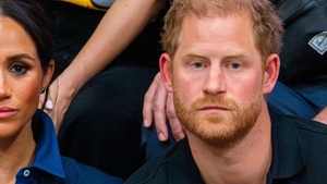 Excludere regală: soția Prințului Harry, Meghan Markle, a fost decupată din fotografia aniversară publicată de monarhia britanică