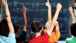 Motivul pentru care anul şcolar ar putea începe cu o săptămână mai devreme