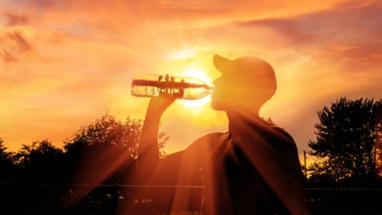 E cod roşu, dar apogeul nu e acum! ANM a emis prognoza meteo şi anunţă 42 de grade în România