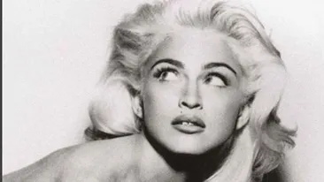 La 58 de ani, MADONNA a pozat goală! Vezi cât de bine arată artista