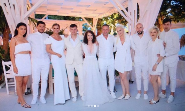 Anamaria Prodan, rochie albă spectaculoasă la nunta lui Alexandru Bourceanu! Soția fotbalistului a strălucit în ziua nunții