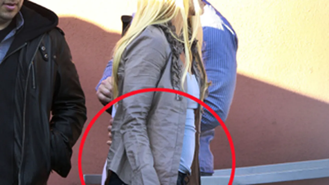 Britney s-a cam rotunjit