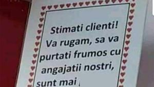 Afișul fabulos postat de un patron într-un restaurant din Eforie Nord: "Vă rugăm să vă purtați frumos cu angajații noștri, sunt mai.."