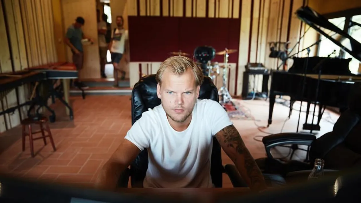 Un video cu Avicii înainte să moară a făcut înconjurul lumii! Dj-ul abia putea să-și țină ochii deschiși