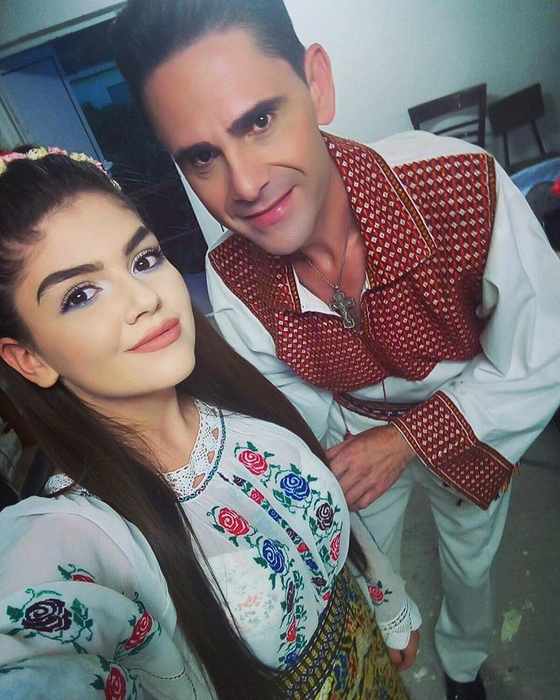 Vedetele care dau astăzi examenul scris la Limba română! Unul este „ginerele” Andreei Esca