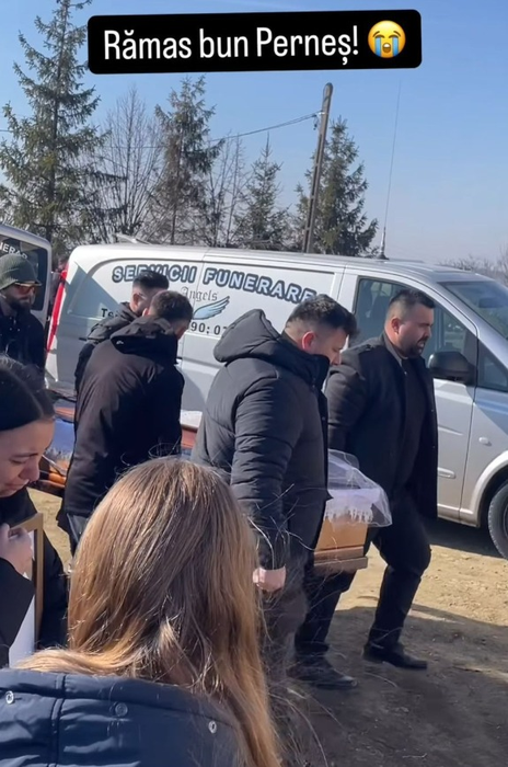 Andrei Perneș este condus pe ultimul drum. Sursa foto: Facebook