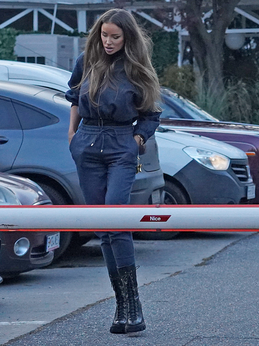 Bianca Drăgușanu a vrut să-i dea block lui Gabi Bădălău (Foto: CANCAN.RO)
