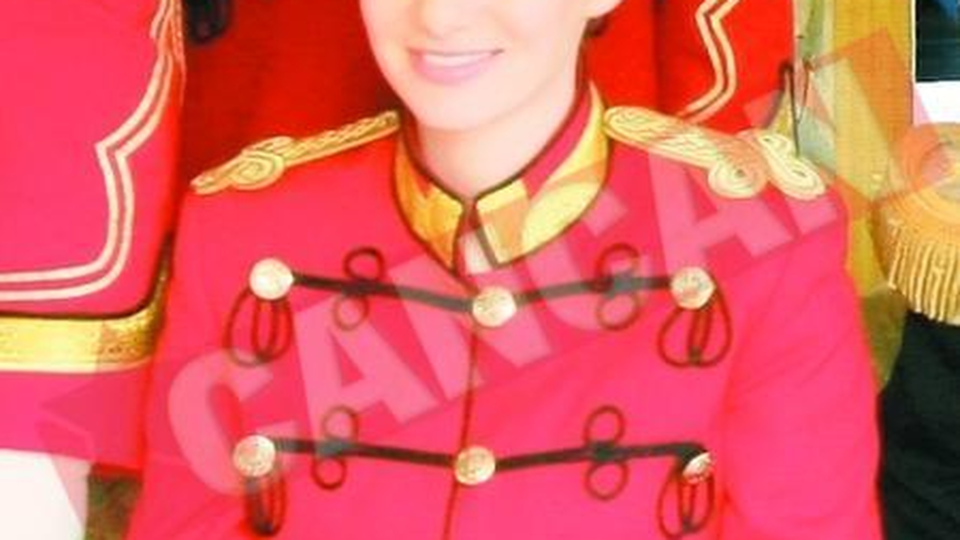 Stefana joaca rolul reginei Maria