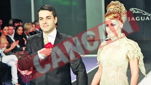 Prima cerere in casatorie, live, pe un podium de moda
