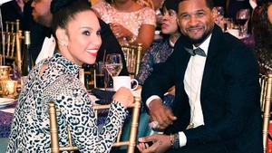 USHER şi-a infectat iubita cu o boală cu transmitere sexuală! Suma incredibilă pe care a plătit-o