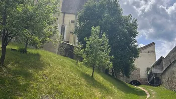 Orașul din România unde soții care voiau să divorțeze erau închiși. Cum arată ”închisoarea matrimonială”