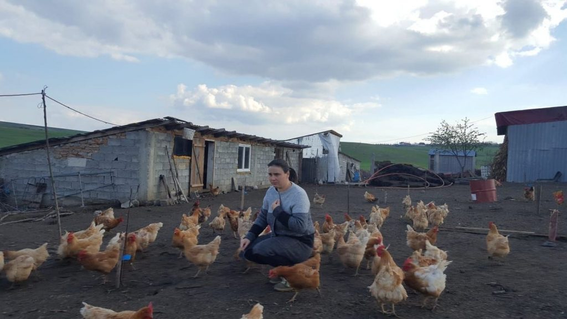 Această tânără din Iași s-a întors în țară după 15 ani de muncă în Italia. Ce a făcut cu banii: "Nu pot dormi noaptea"