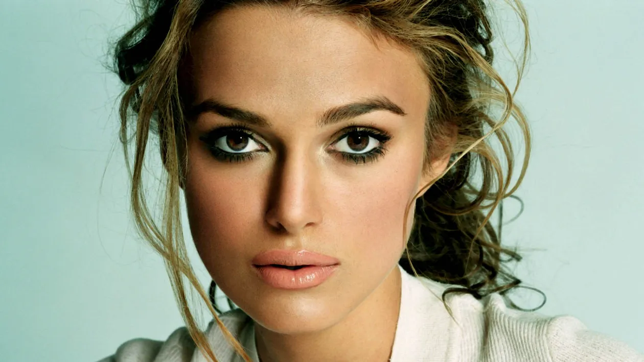 O cunoscuta actrita rupe tacerea! “Ma strigau tarfa si ma scuipau”