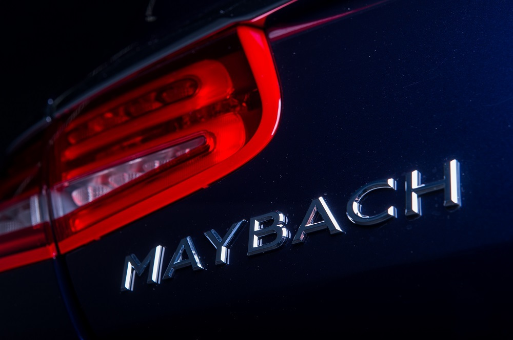 FOTO / Ion Ţiriac, primul posesor din lume al noului bolid Maybach S650 Cabriolet! Câţi bani a scos din conturi fostul tenismen