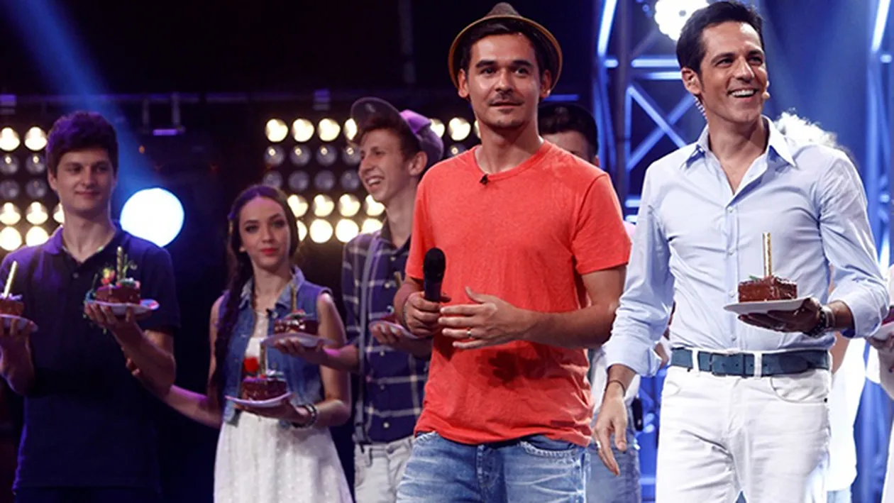 A vrut sa isi bata joc de Vocea Romaniei, dar a COMIS-O grav! Razvan Simion s-a facut de rusine in fata tuturor!