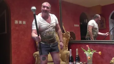 Pe asta sigur n-o stiai! Care este numele lui Nelson Mondialu’ din buletin!