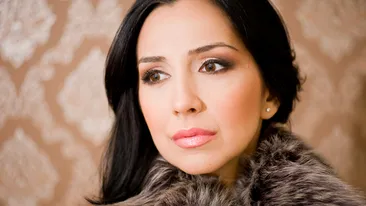 Realizatoarea TV Emma Zeicescu povesteşte cum se îngrijeşte de arată aşa bine: Prima regulă a frumuseţii este curăţenia