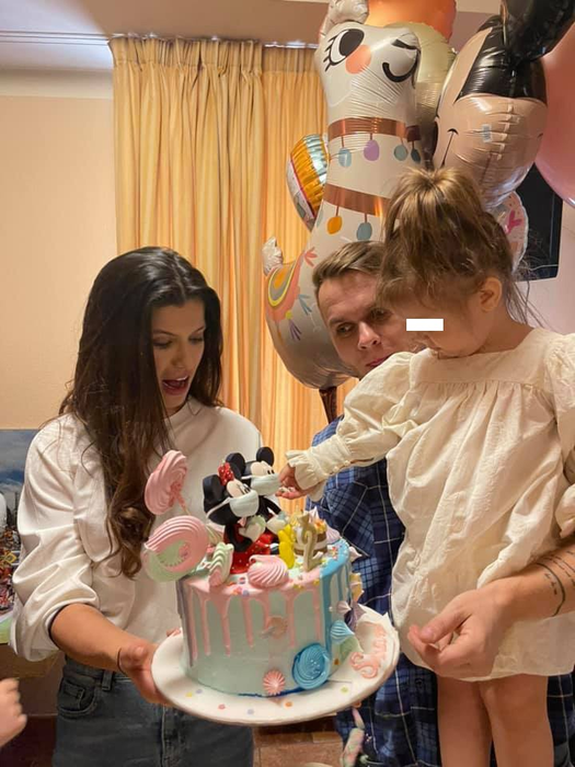 Codin Maticiuc, alături de fiica lui, Smaranda și de iubita Ana / Sursă foto: Facebook
