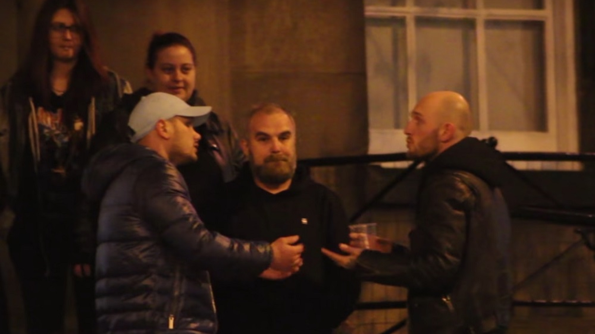 Catalin Bordea, scandal in plina strada cu un barbat! “Da-mi banii inapoi / Esti nesimtit rau!”
