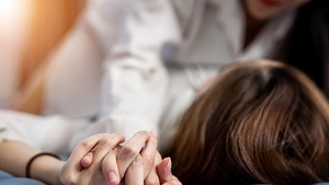 20 de ani de închisoare pentru o profesoară care a întreținut relații intime cu două studente minore