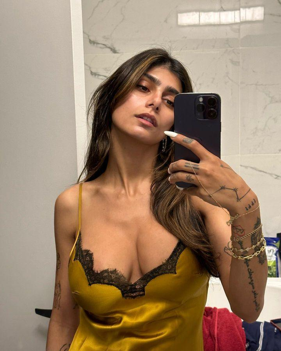 Mia Khalifa, mai încântătoare ca niciodată. Pictorial de nota 10 pentru cunoscuta actriță | FOTO