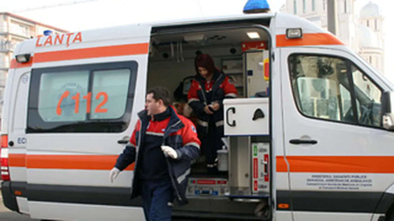 Doua fete de 27 de ani, gasite moarte intr-o masina, in Bucuresti! Una dintre ele avea o seringa infipta in zona inghinala!