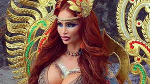 Maria Ilioiu de la “Insula Iubirii”, criticată după ce “a scăpat” pe Internet o poză în care apare topless! Ipostaza neașteptată în care a fost surprinsă