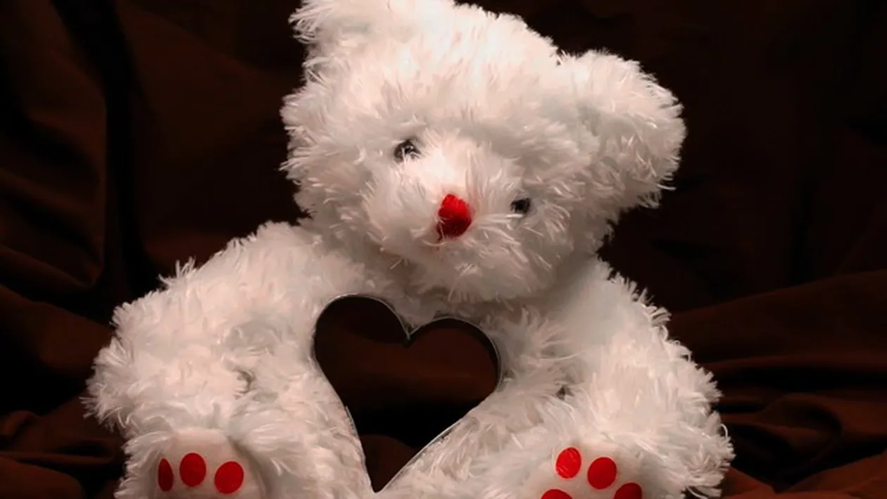 A spus ca-si doreste de Craciun o jucarie de plus, la jocul Secret Santa! Cand a aflat CINE i-a dat cadoul nu i-a venit sa creada!