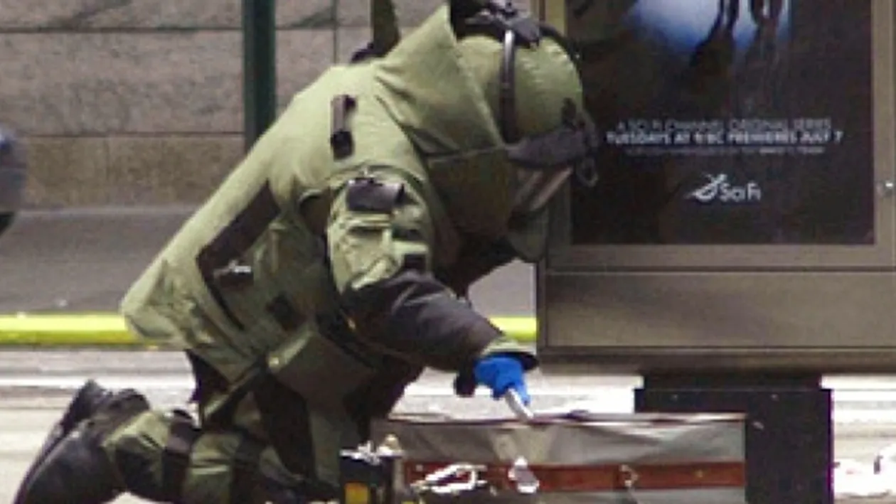 Alertă la Ploieşti! Două sedii ale Fiscului, evacuate după ce s-a anunţat amplasarea unor bombe