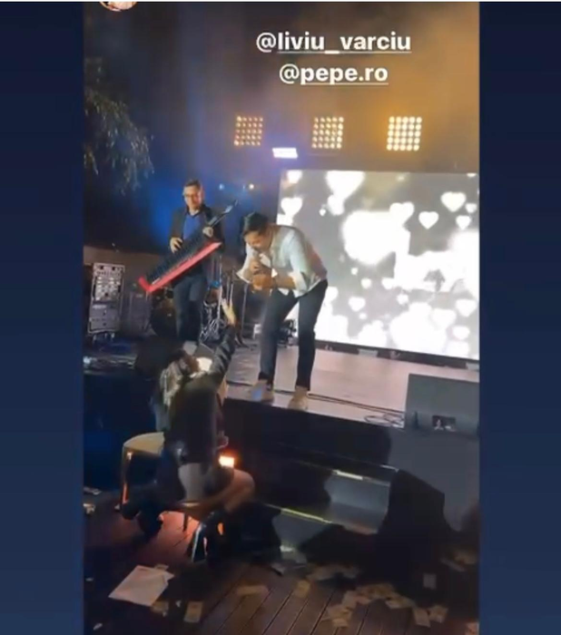 Moment penibil la nunta lui Pepe! Artista celebră de la noi s-a lăsat pe vine şi s-a văzut tot. Vârciu, uimit când a văzut-o