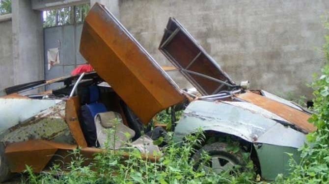 Imagini fenomenale! Un chinez a reusit sa faca un Lamborghini din fier vechi - Vezi cum arata rabla cu un design de milioane