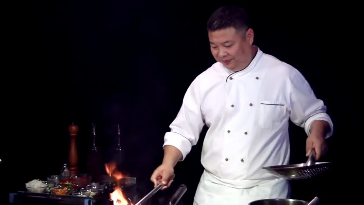 Chef John dezvăluie secretul pentru Vită Mongolă fragedă și caramelizată – rețeta care transformă tigaia wok într-un spectacol de arome