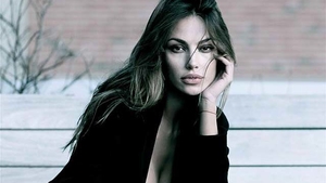 De la ea a moştenit frumuseţea! Cum arată mama MĂDĂLINEI GHENEA