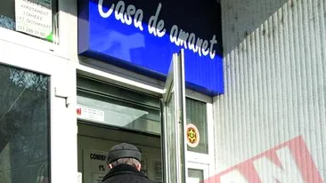 Romaniiisi amaneteaza bijuteriile pentru o bucata de paine