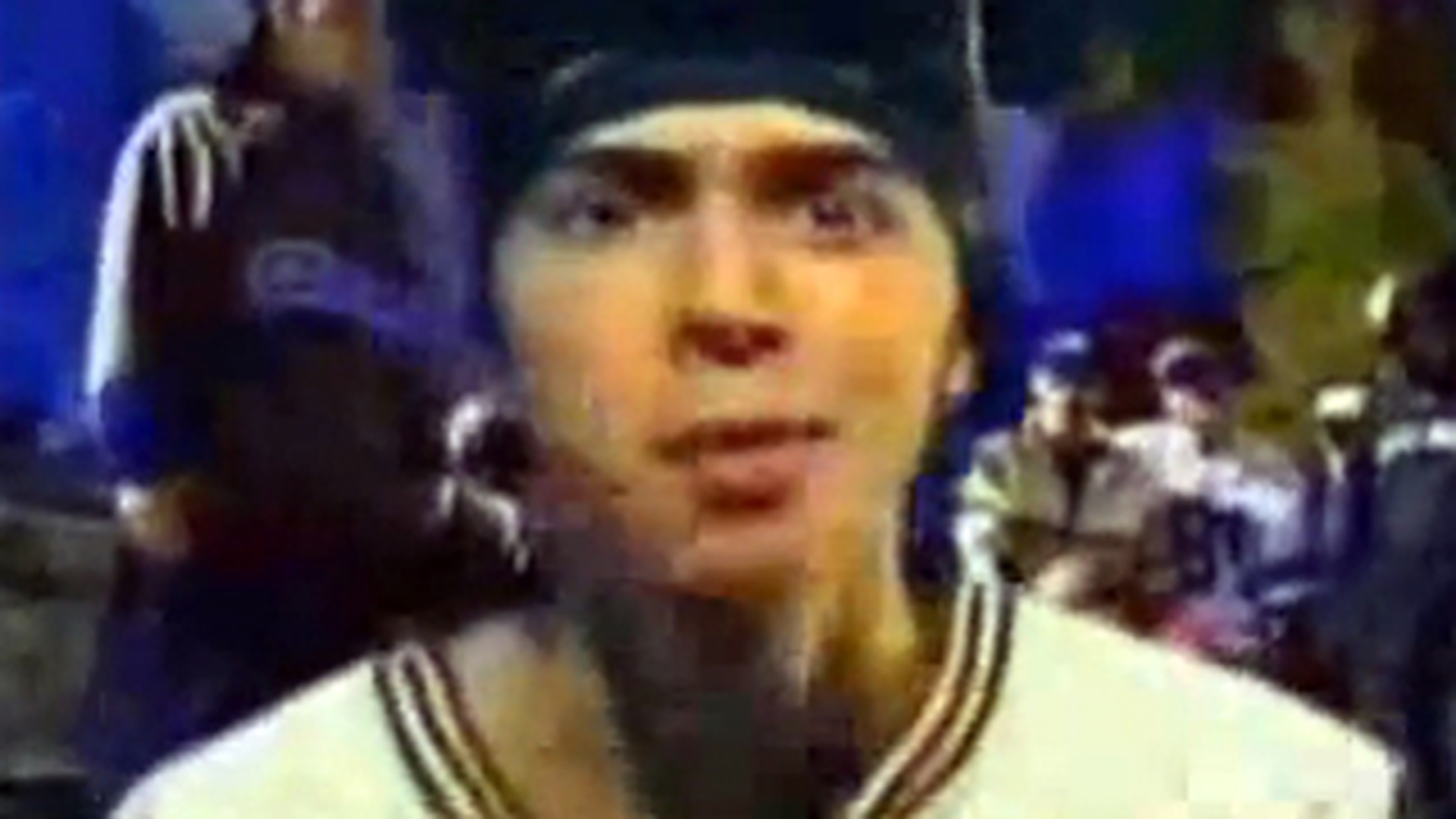 VIDEO Il mai tineti minte pe Marius Moga, la 20 de ani, cantand alaturi de Mache?