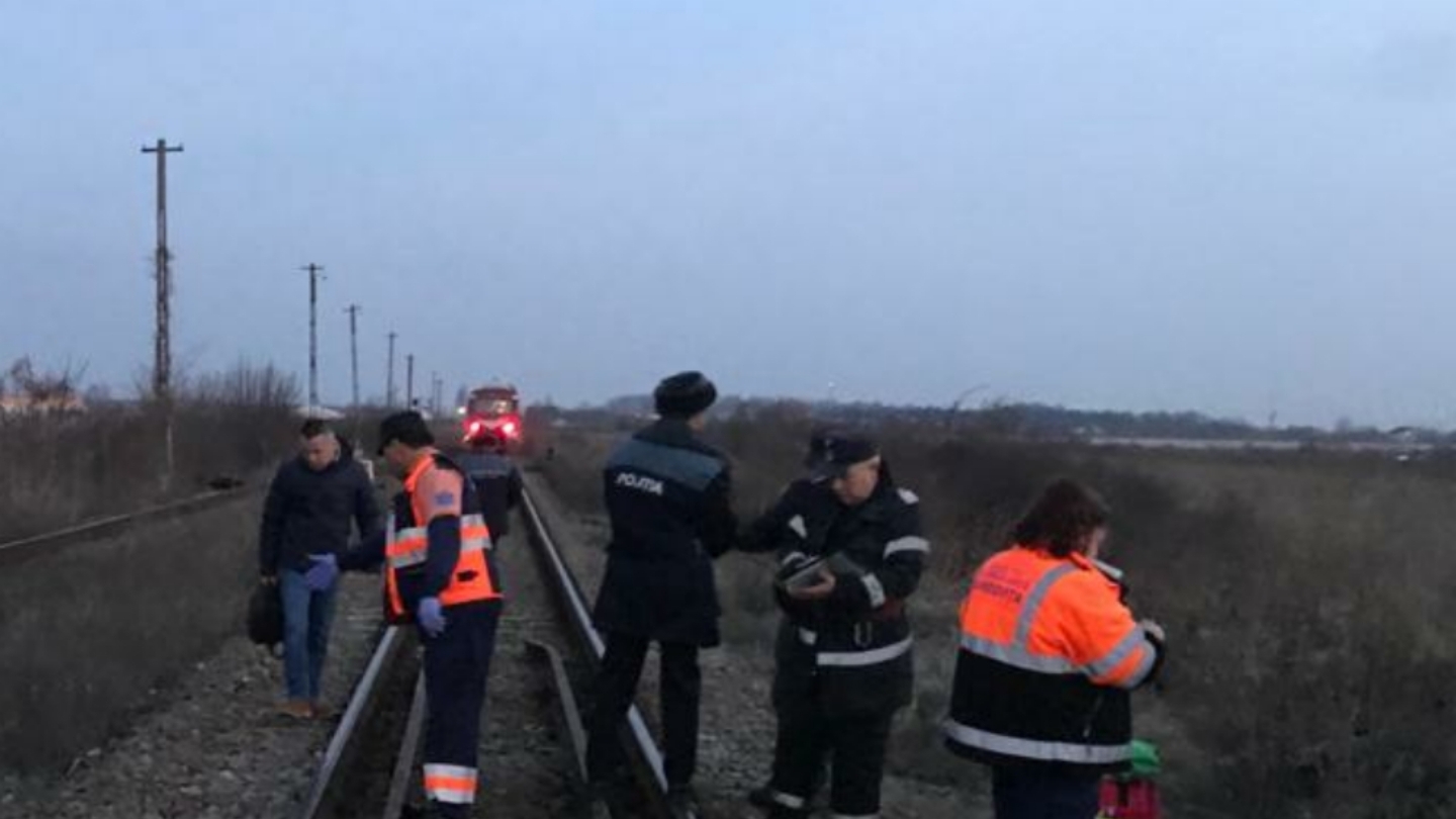 Bărbat ucis de tren în Dâmbovița. Personalul Pietroșița - București, întârziat cu cel puțin o oră