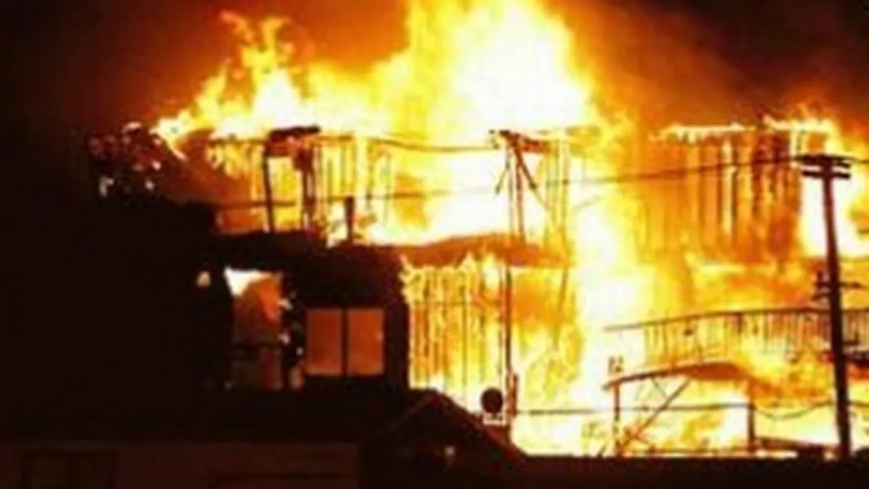 Explozie la un service auto din Caras-Severin