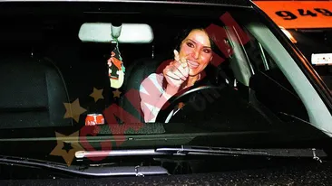 Adelina nu pare chiar atat de indragostita de Varciu... O arde singura prin cluburi