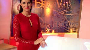 O dată-n viaţă vezi asemenea parcare! IULIANA TUDOR a oprit maşina în intersecţie şi…