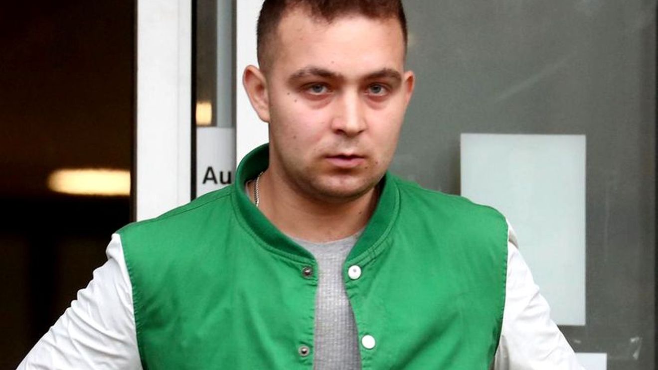 Constantin Bărbuțu a fost condamnat pentru că a pălmuit 24 de femei peste posterior. Ce pedeapsă a primit