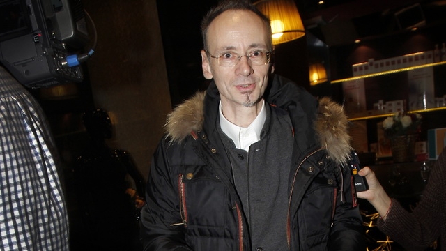 Mihai Albu este hotarat sa o dea uitarii pe fosta sotie si s-a pus pe agatat: "Vreau o iubita casnica"!