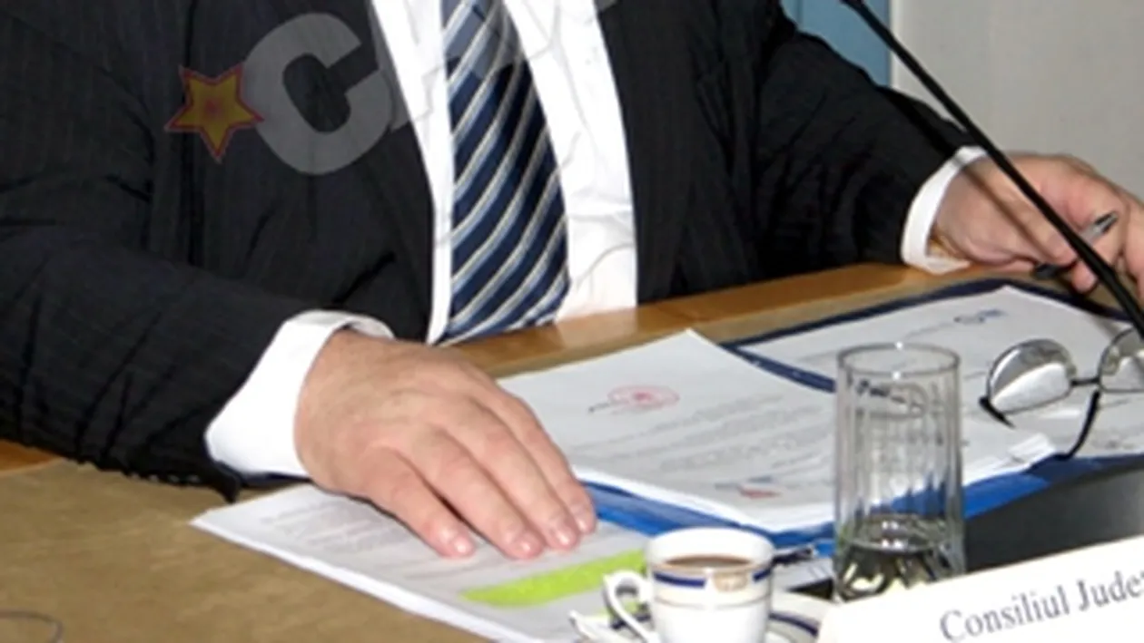 Vicepresedintii CJ Iasi fac teren cu autobuzul