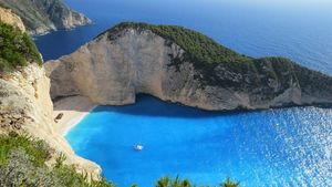 Un medic român oferă sfaturi pentru vacanță. Ce locuri sunt de evitat și unde poți fi în siguranță