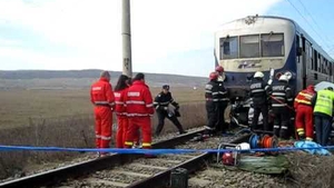Un nou accident pe calea ferată după tragedia de la Brăneşti. Sunt în stare gravă