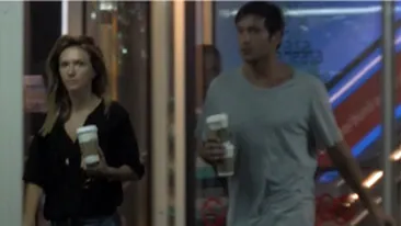 VIDEO Adela Popescu si Radu Valcan merg la mall fiecare cu masina lui! Se relaxeaza cu cate o cafea