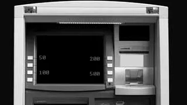 Bancomat spart la Timisoara! Hotii au furat 43.000 lei